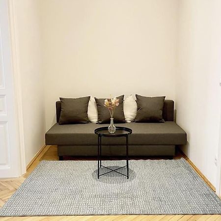 City-Center-Apartment Hip Area, Big & New Виена Екстериор снимка