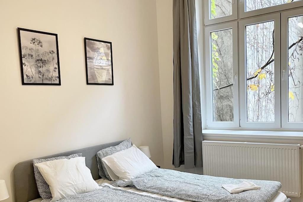 City-Center-Apartment Hip Area, Big & New Виена Екстериор снимка