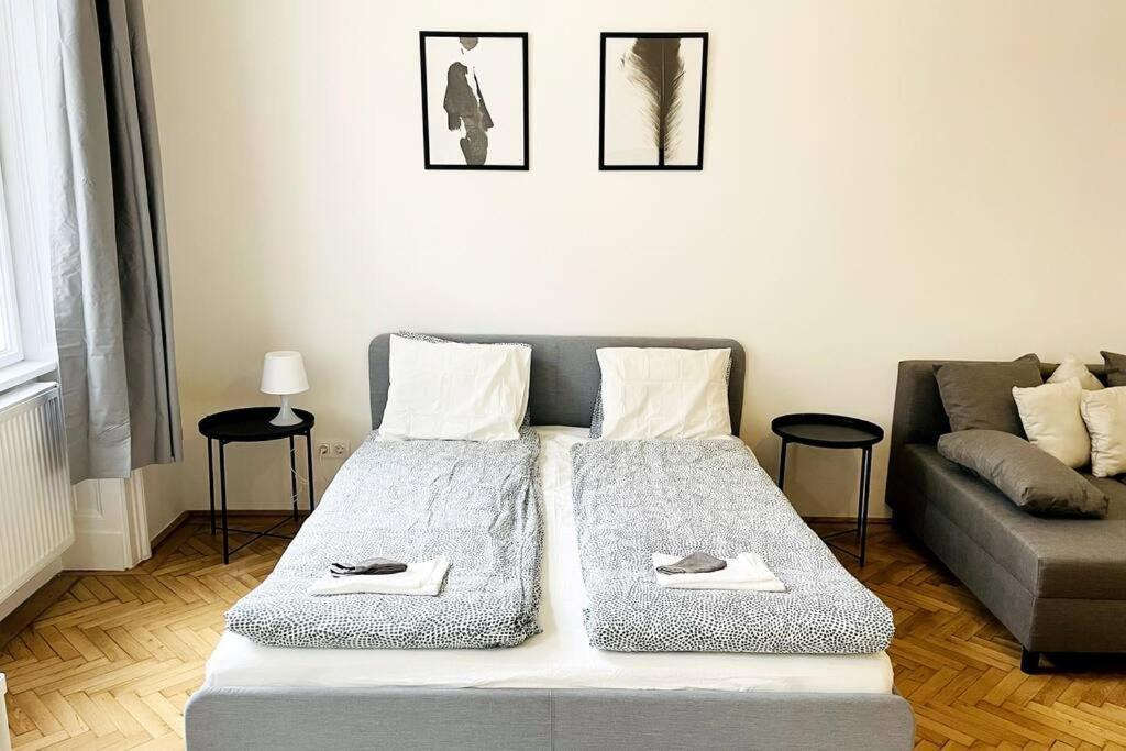 City-Center-Apartment Hip Area, Big & New Виена Екстериор снимка